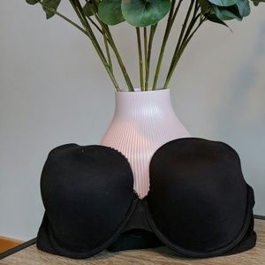 NWT 36 DD Body By Victoria Black Bra